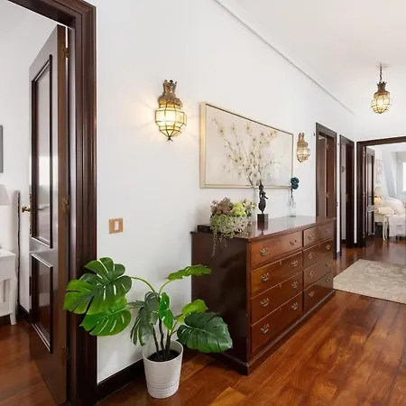 Apartment Stylish With A Pool
